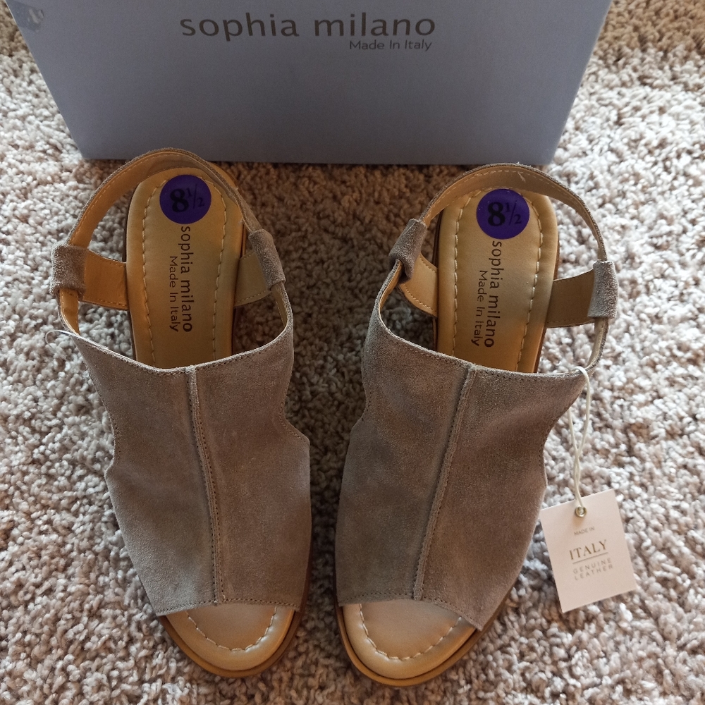 Sophia Milano Peep Toe Taupe Wedge Heel Sandal 8.5